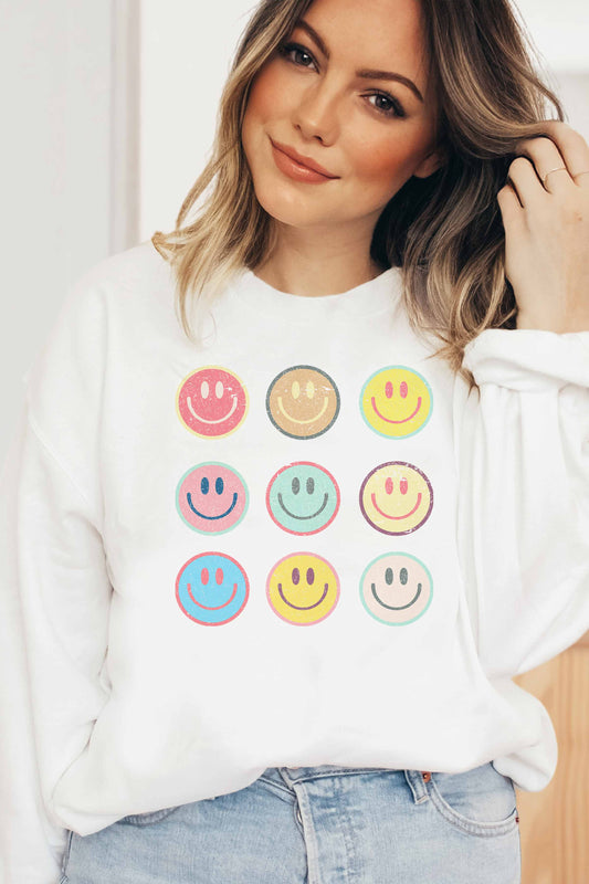 "SMILEY FACES" GRAPHIC SWEATSHIRT (5621X-SS)